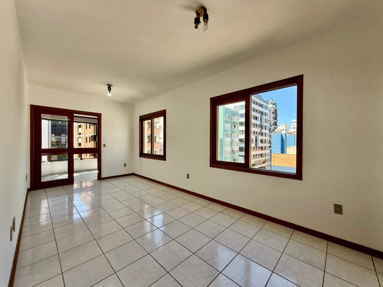 Apartamento à venda no Zona Nova: 