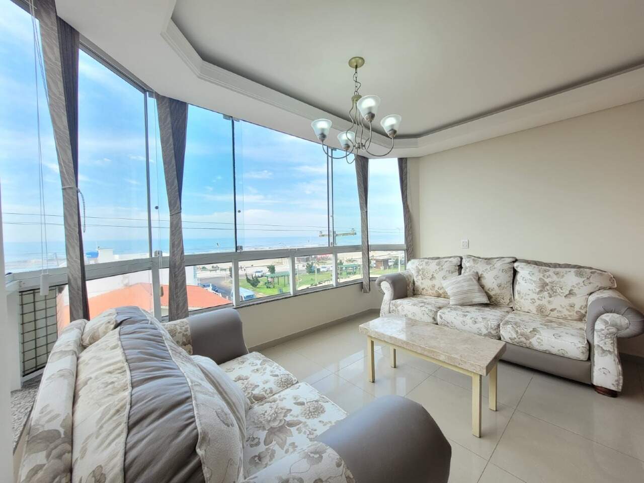 Apartamento à venda no Zona Nova: 