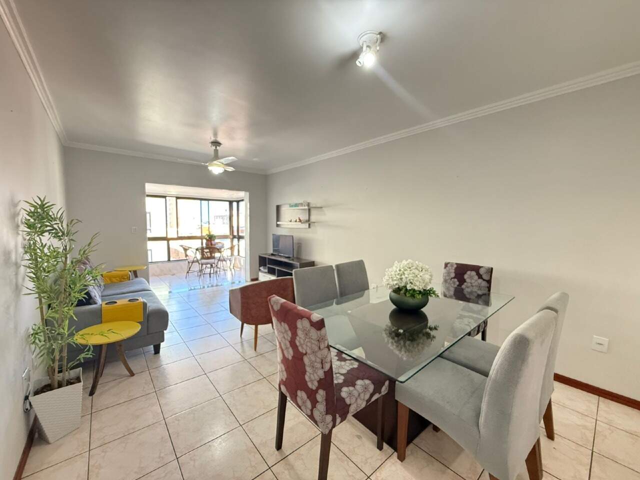 Apartamento à venda no Zona Nova: 