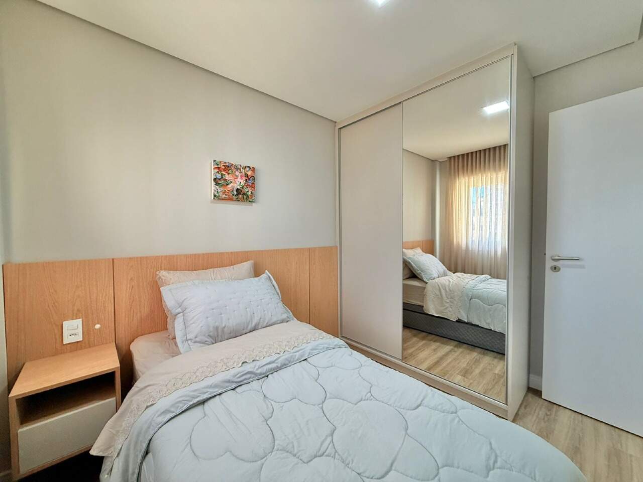 Apartamento à venda no Zona Nova: 