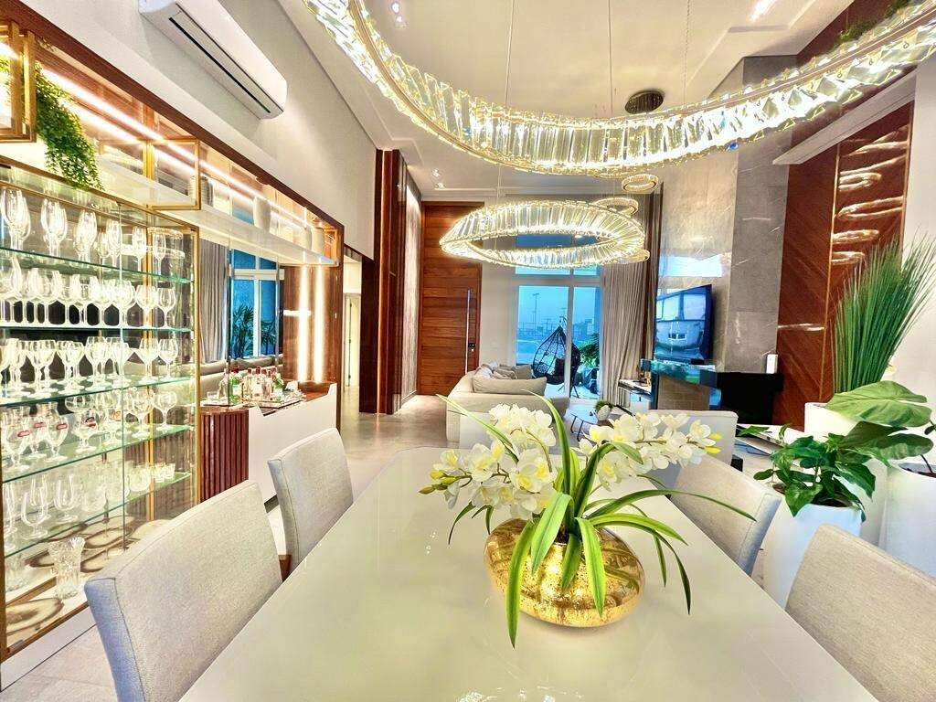 Casa em Condomínio à venda no Condominio Riviera: 