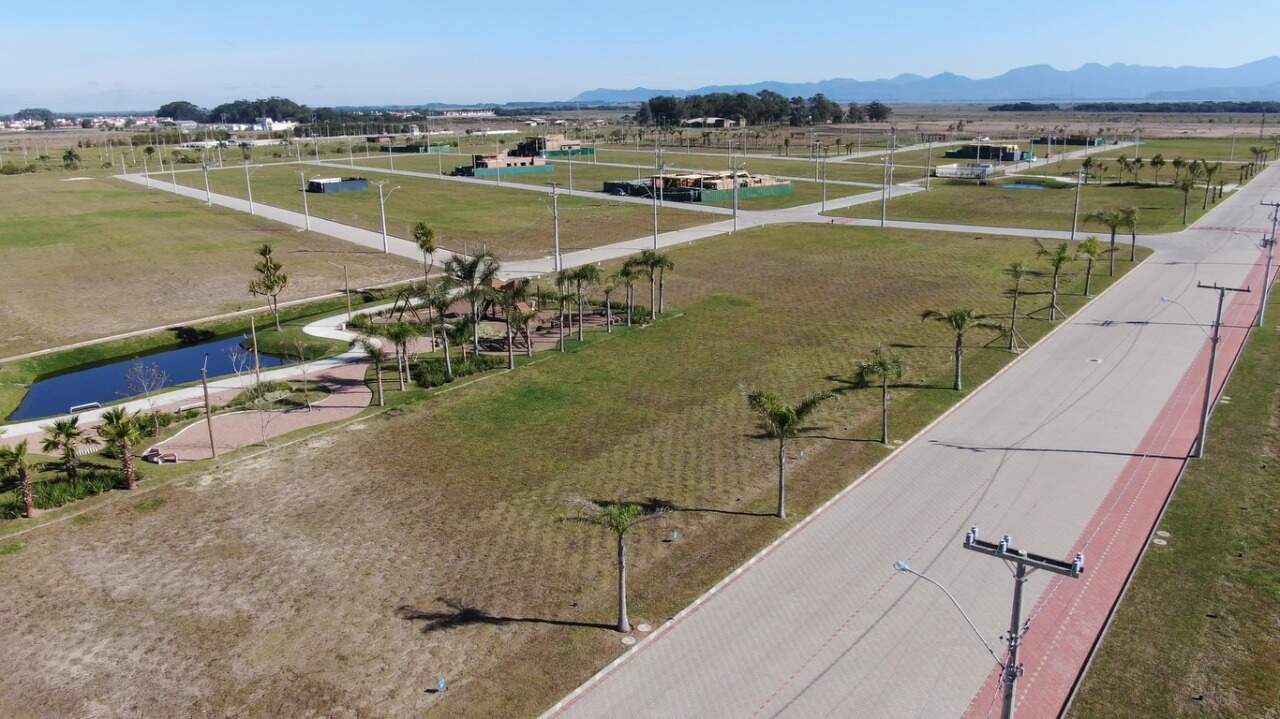 Terreno em Condomínio à venda no Santorini Parque: 