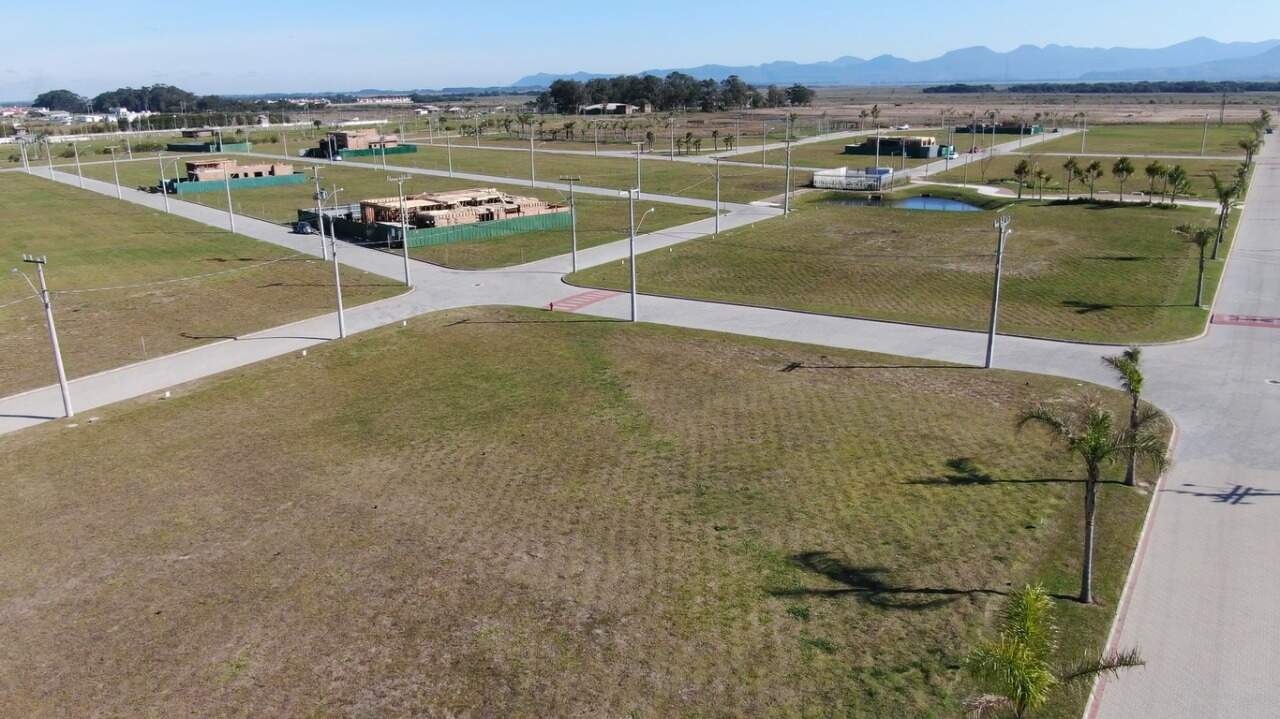 Terreno em Condomínio à venda no Santorini Parque: 