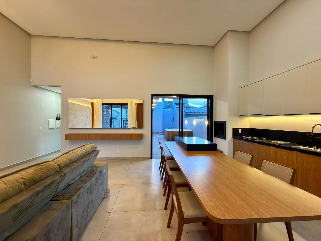 Casa à venda no Jardim Beira Mar: 