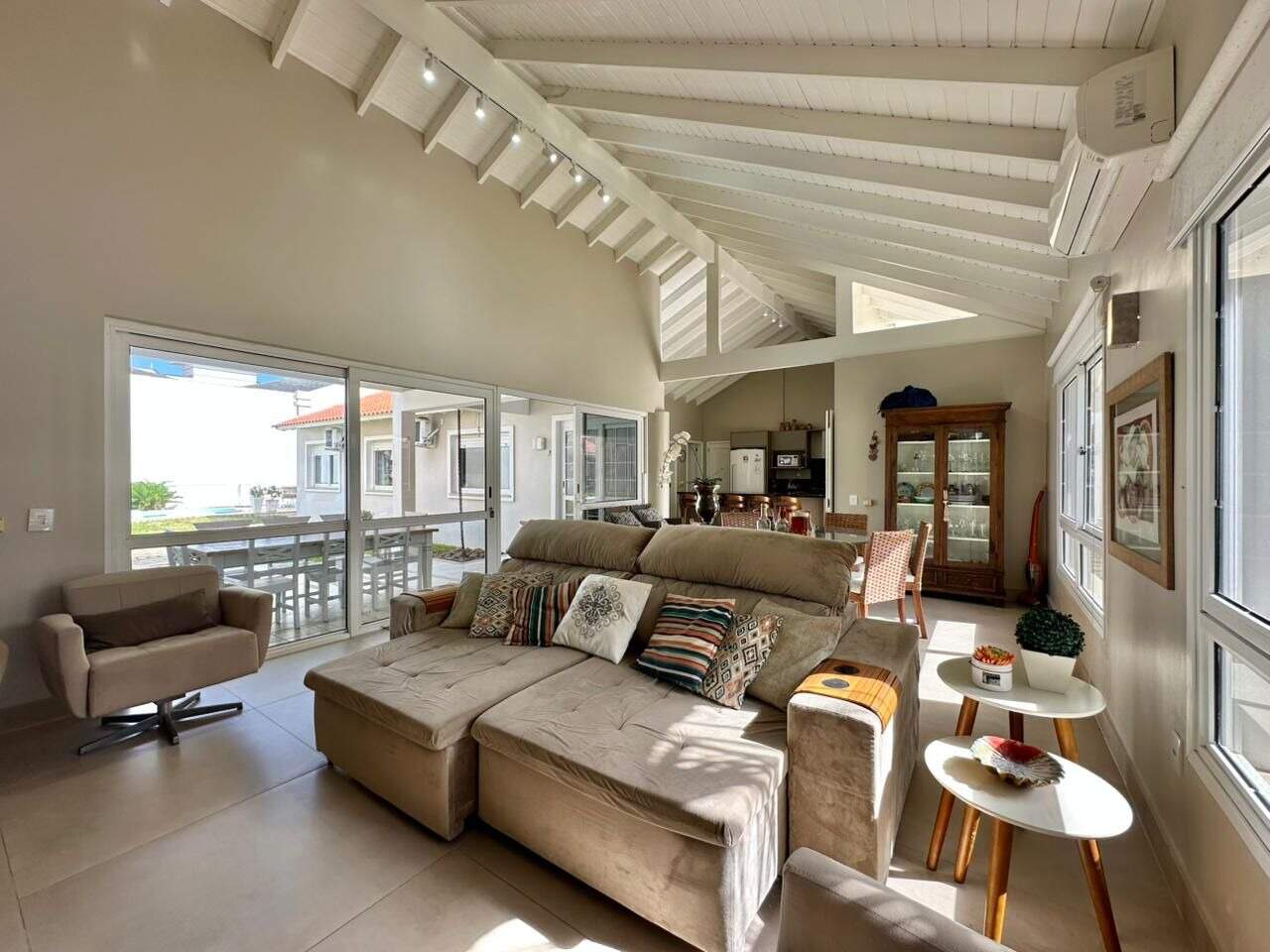 Casa em Condomínio à venda no Condomínio Xangri-lá Villas Resort: 