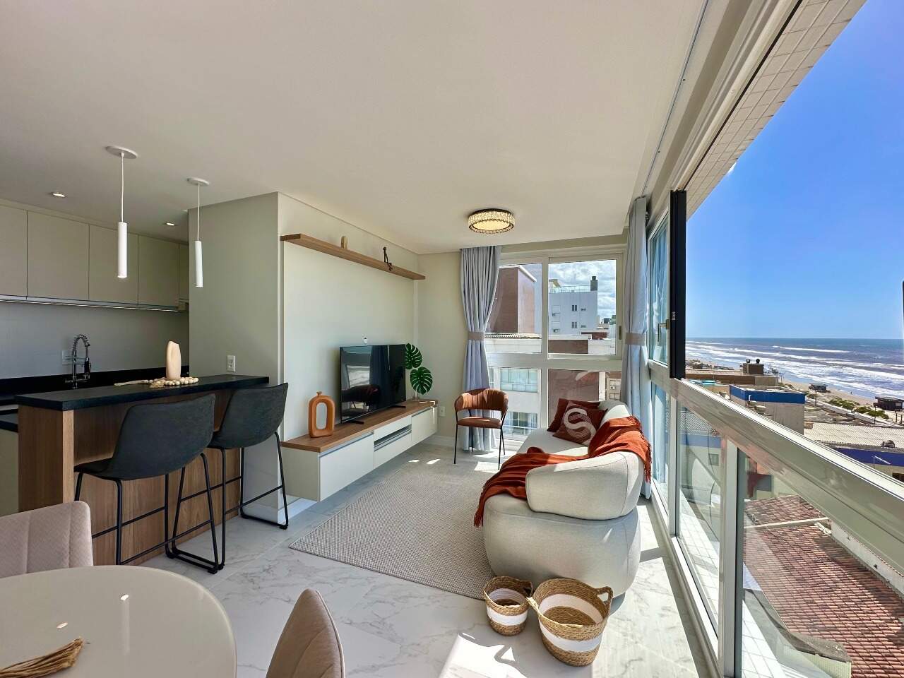 Apartamento à venda no Zona Nova: 