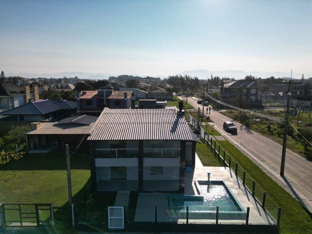 Sobrado à venda no Zona Norte: 
