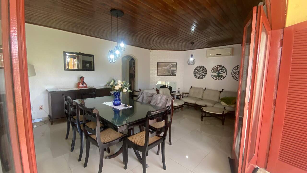 Casa à venda no Centro: 