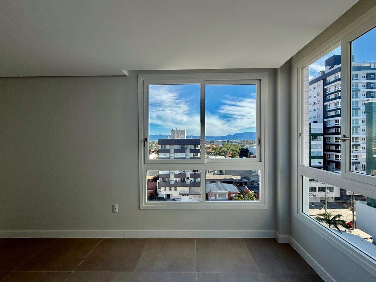Apartamento à venda no Zona Nova: 
