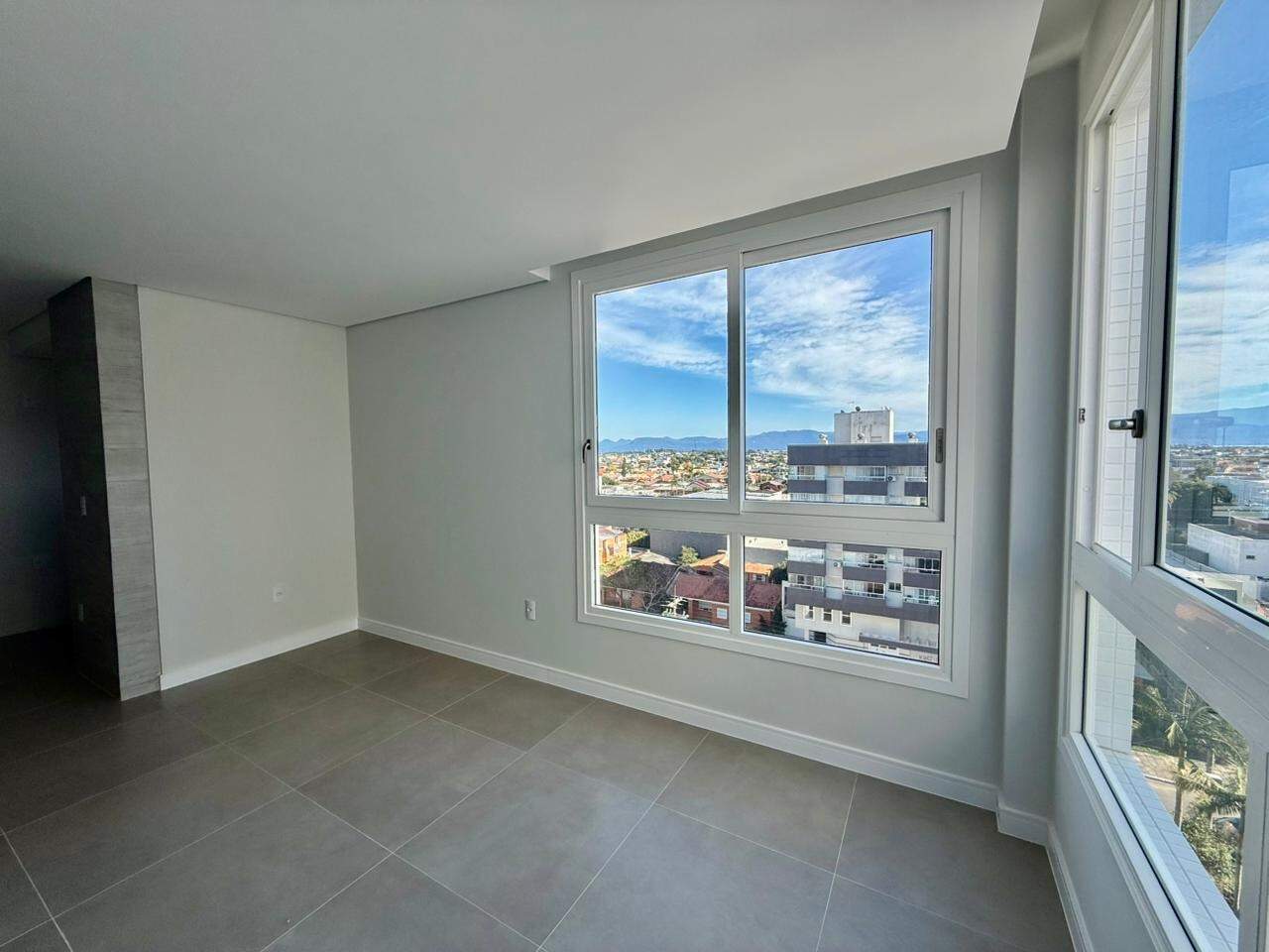 Apartamento à venda no Zona Nova: 