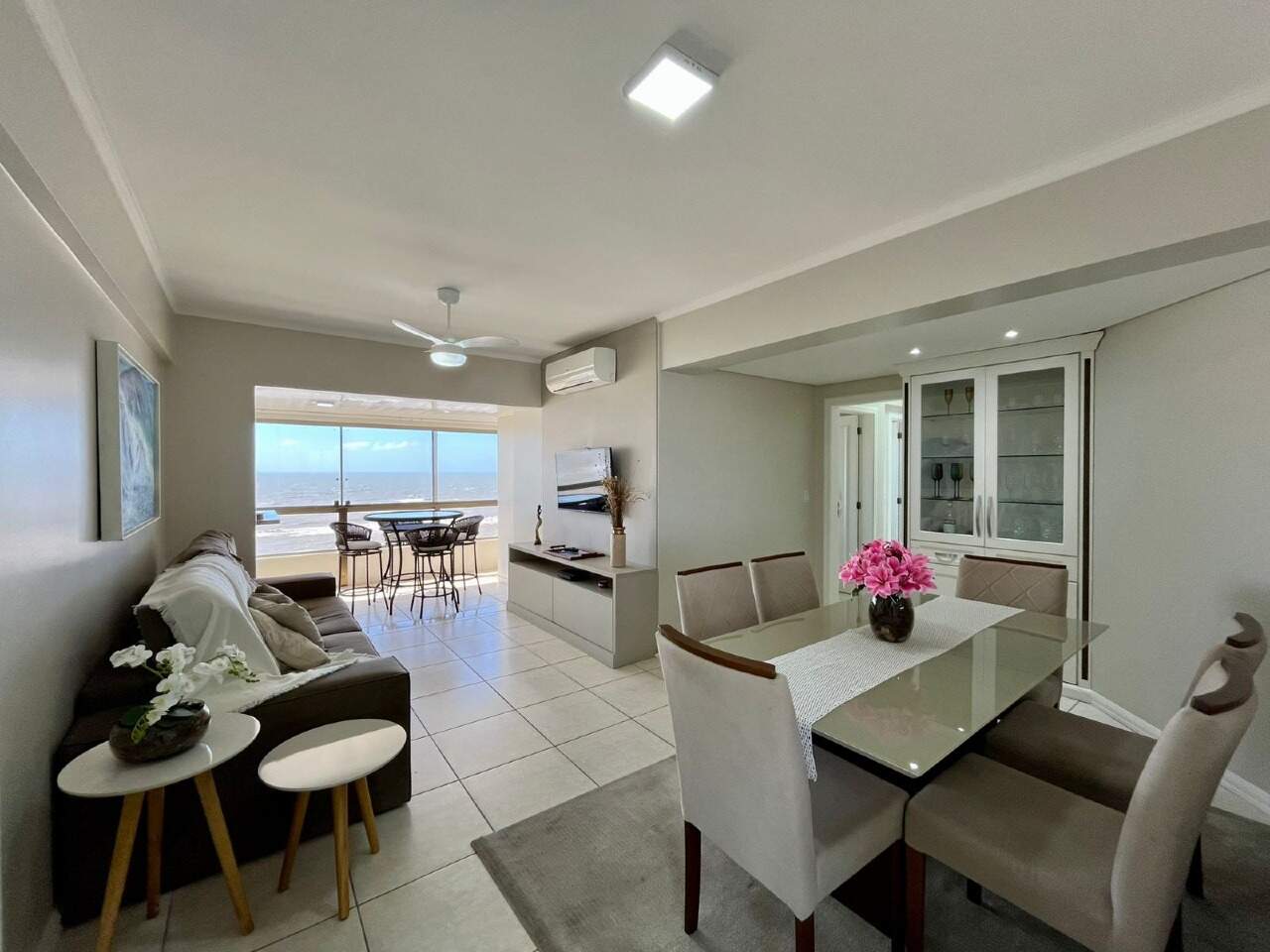Apartamento à venda no Zona Nova: 