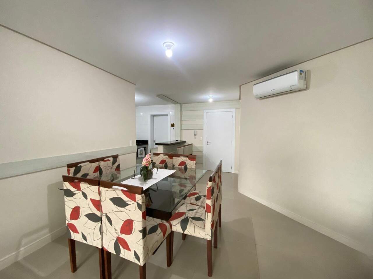 Apartamento à venda no Zona Nova: 
