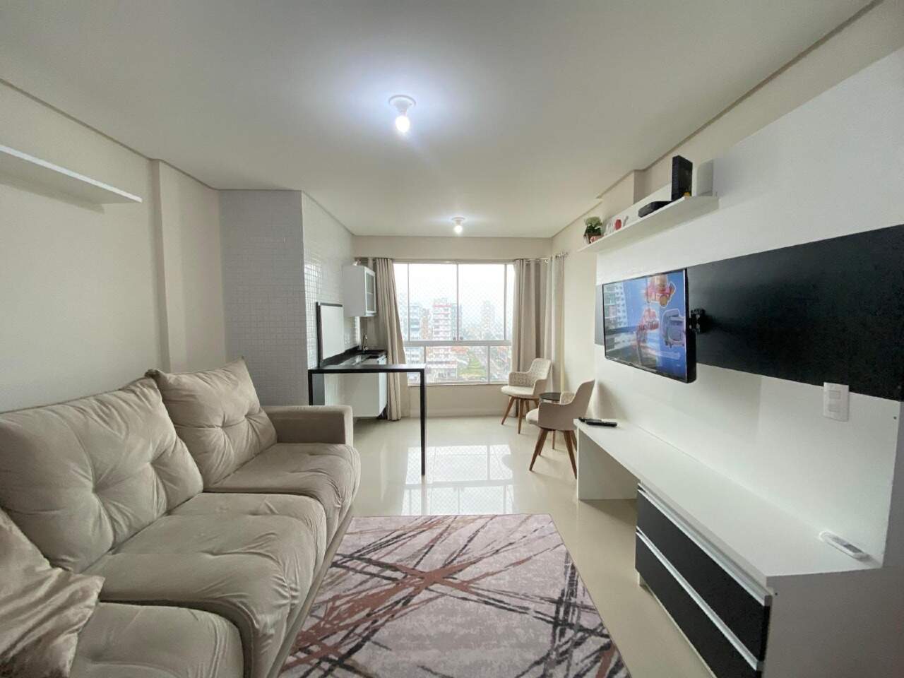 Apartamento à venda no Zona Nova: 