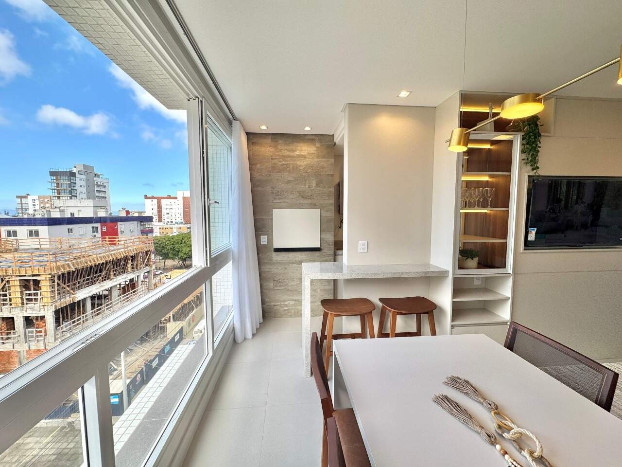 Apartamento à venda no Zona Nova: 
