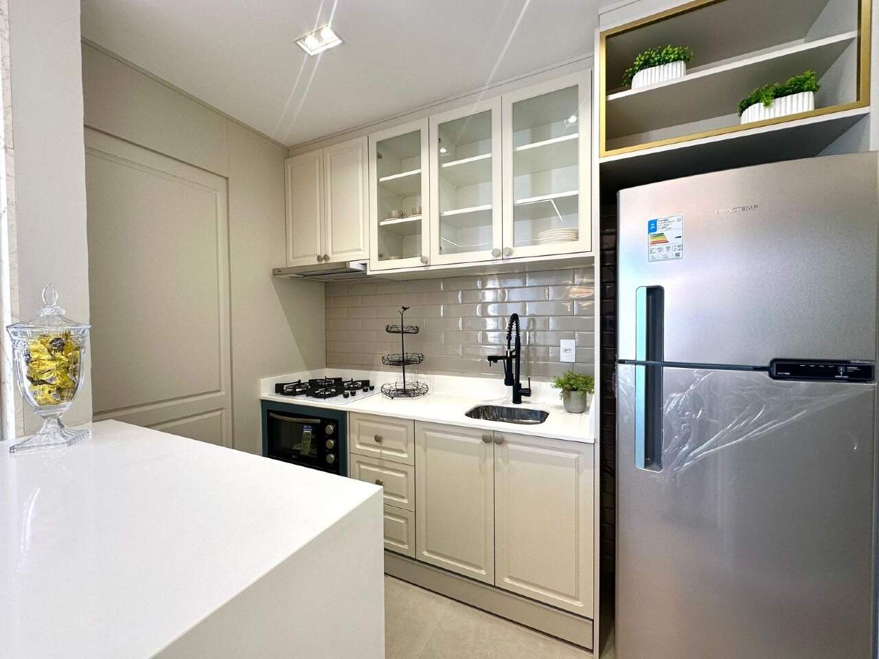 Apartamento à venda no Zona Nova: 
