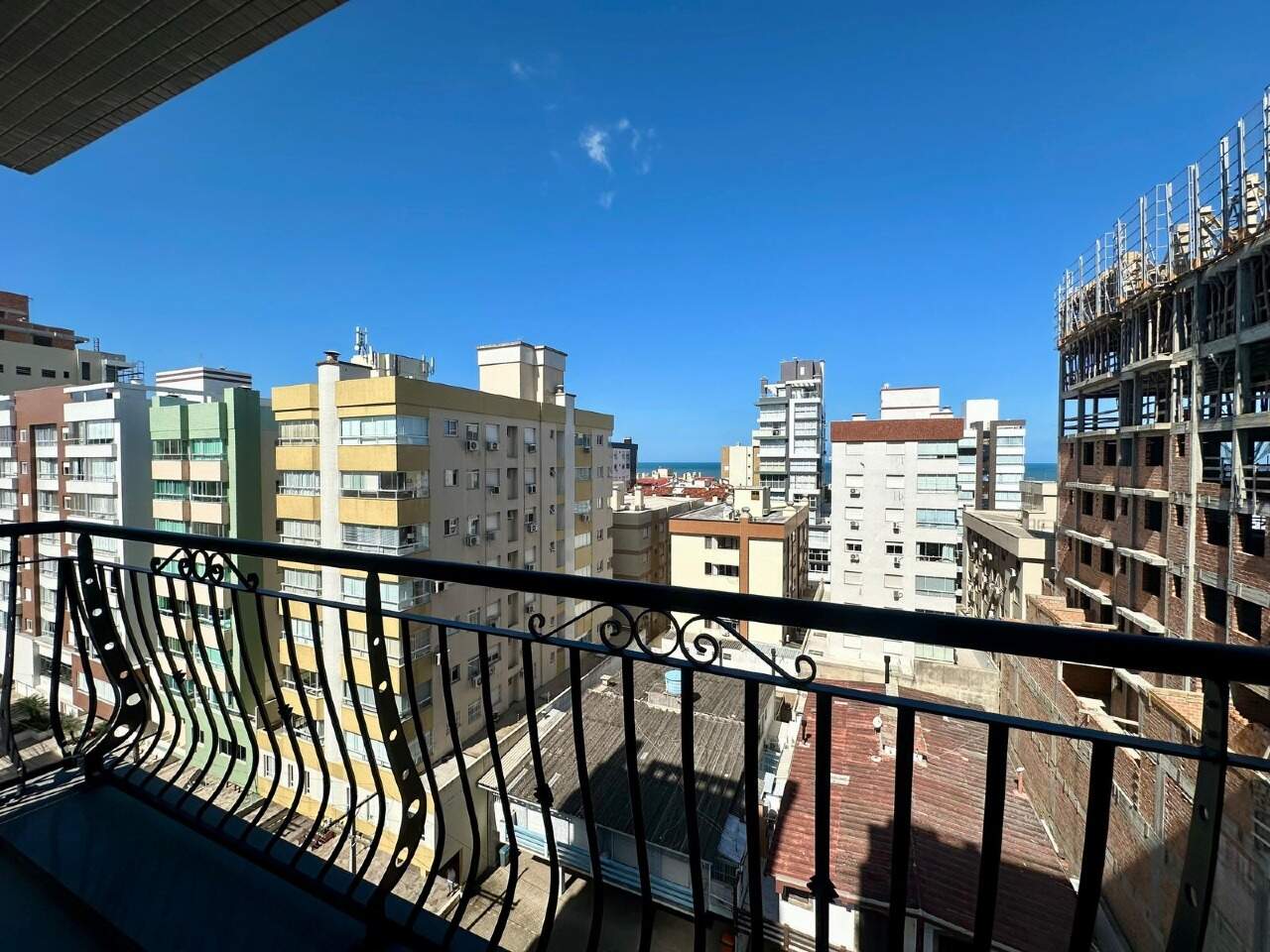 Apartamento à venda no Zona Nova: 