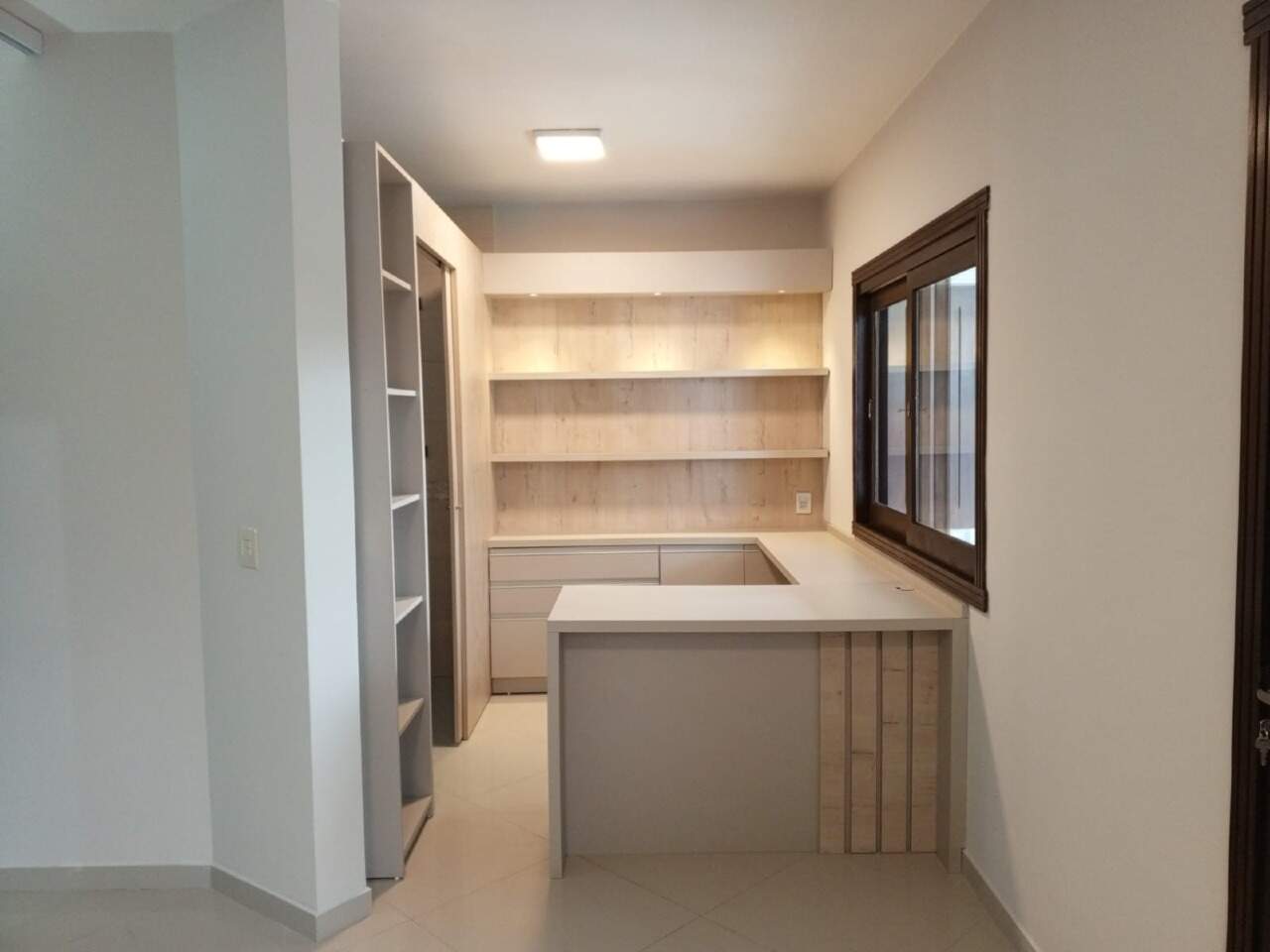 Casa à venda no Noiva do Mar: 