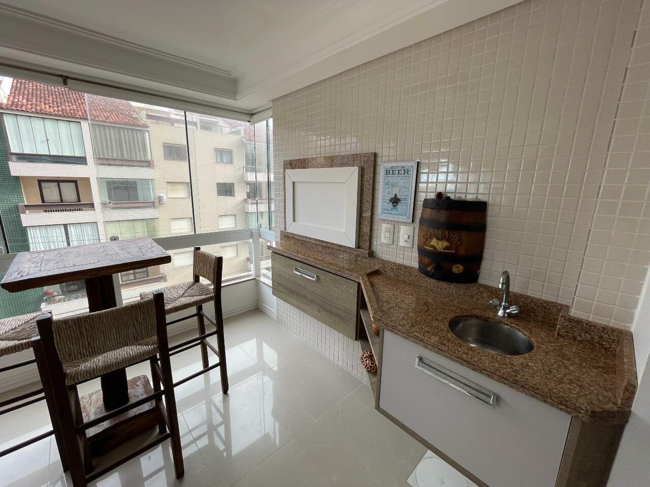 Apartamento à venda no Zona Nova: 
