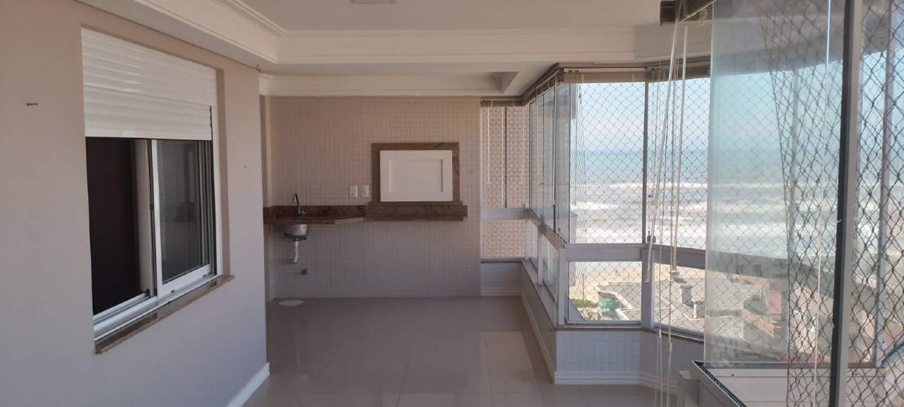 Apartamento à venda no Zona Nova: 