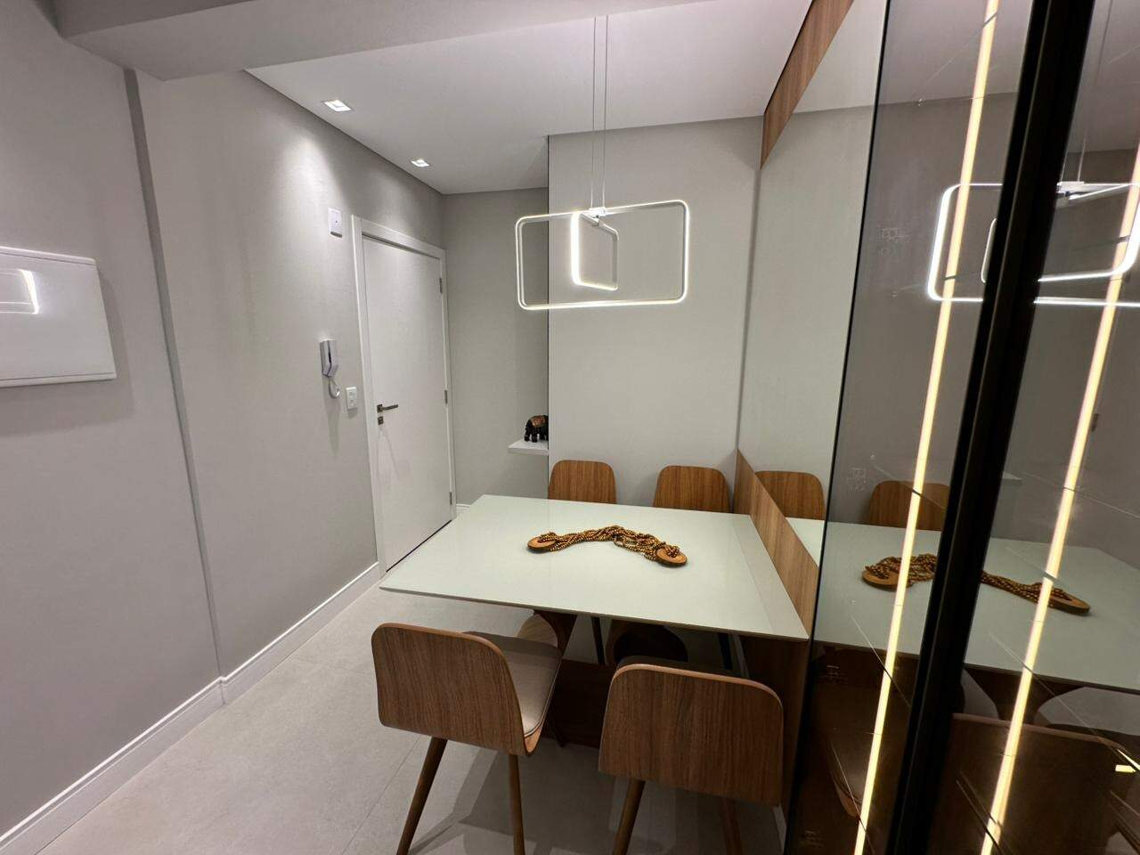 Apartamento à venda no Zona Nova: 