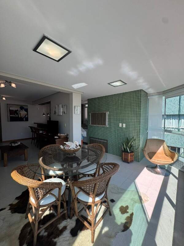Apartamento à venda no Navegantes: 