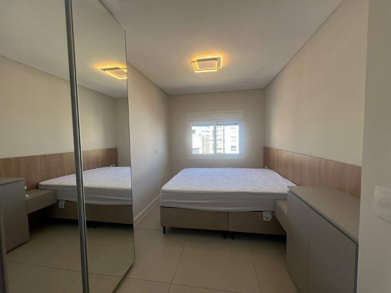 Apartamento à venda no Zona Nova: 