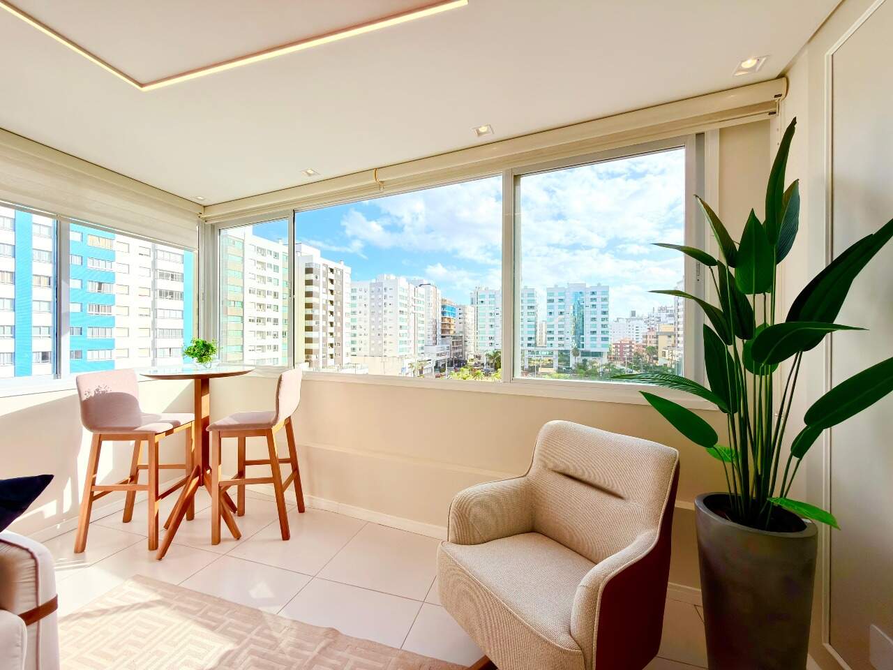 Apartamento à venda no Zona Nova: 