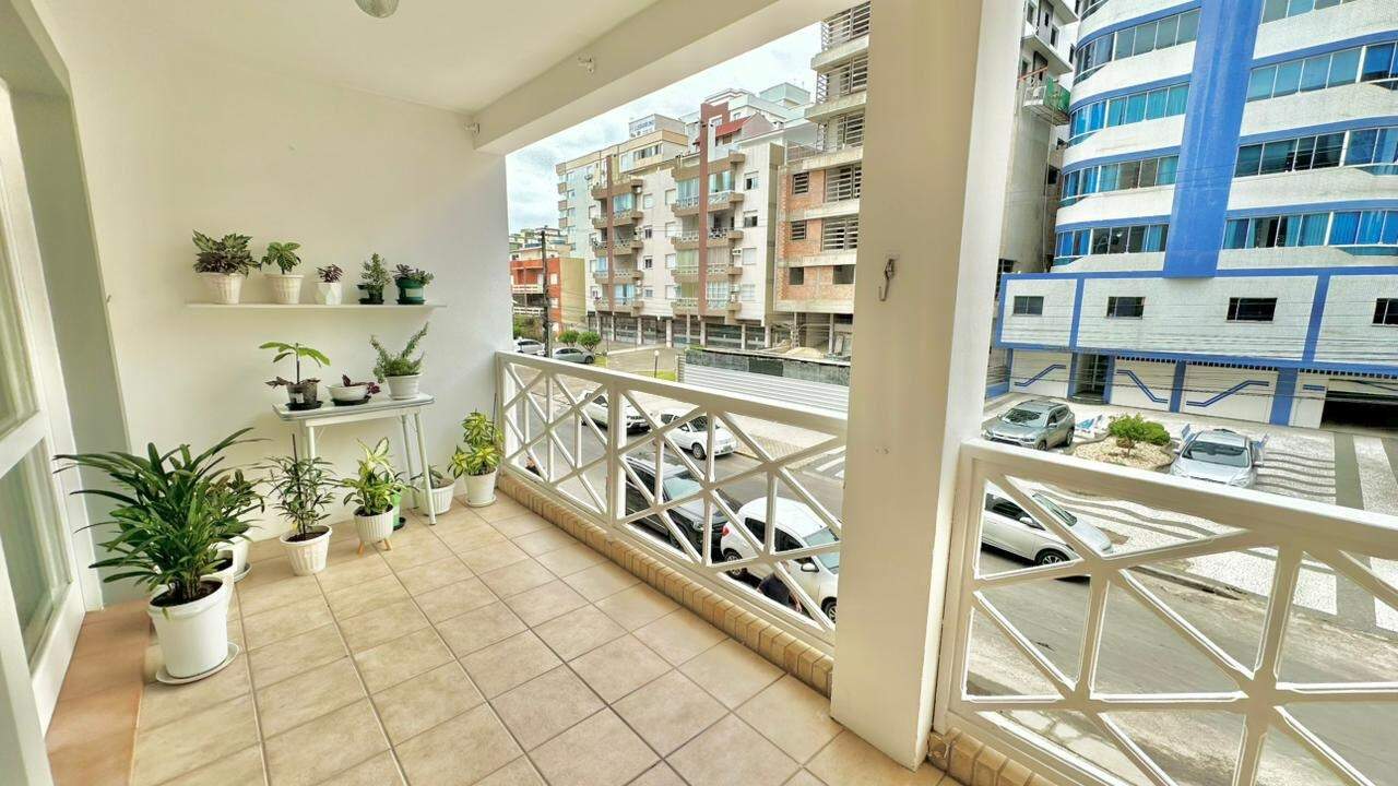 Apartamento à venda no Zona Nova: 