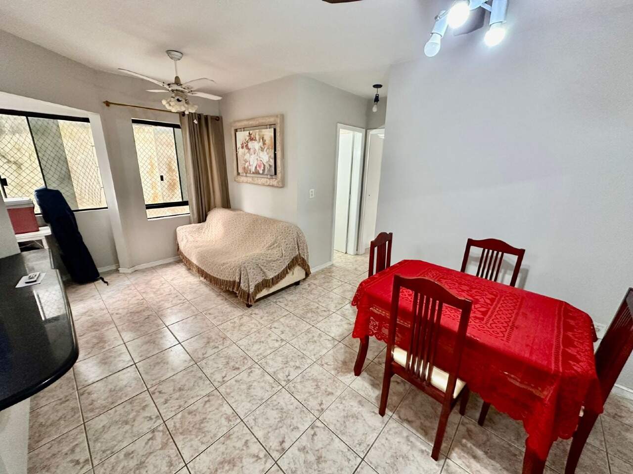 Apartamento à venda no Zona Nova: 