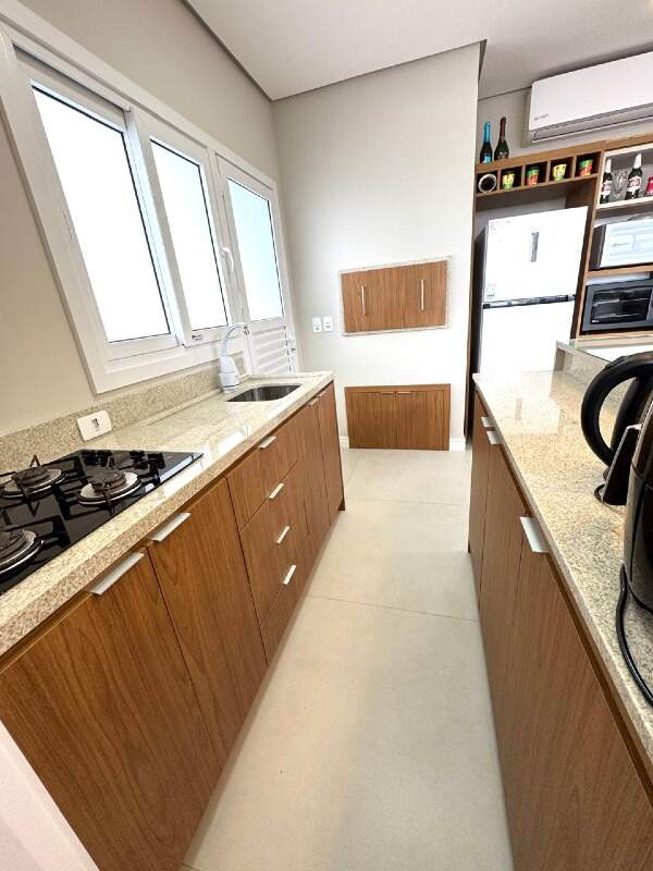 Apartamento à venda no Zona Nova: 