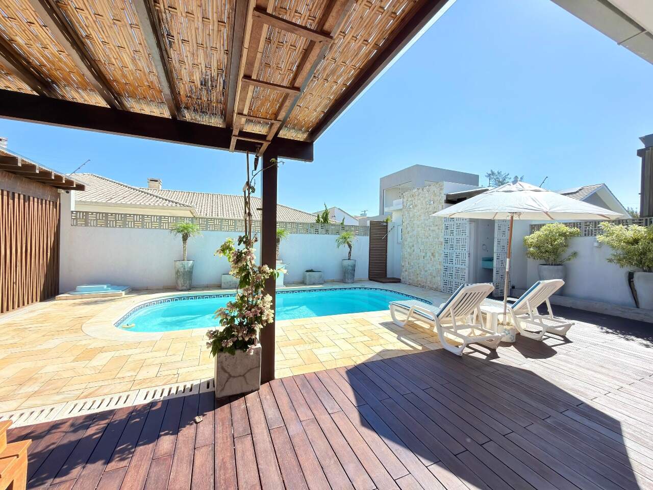 Casa à venda no Atlantida Sul: 
