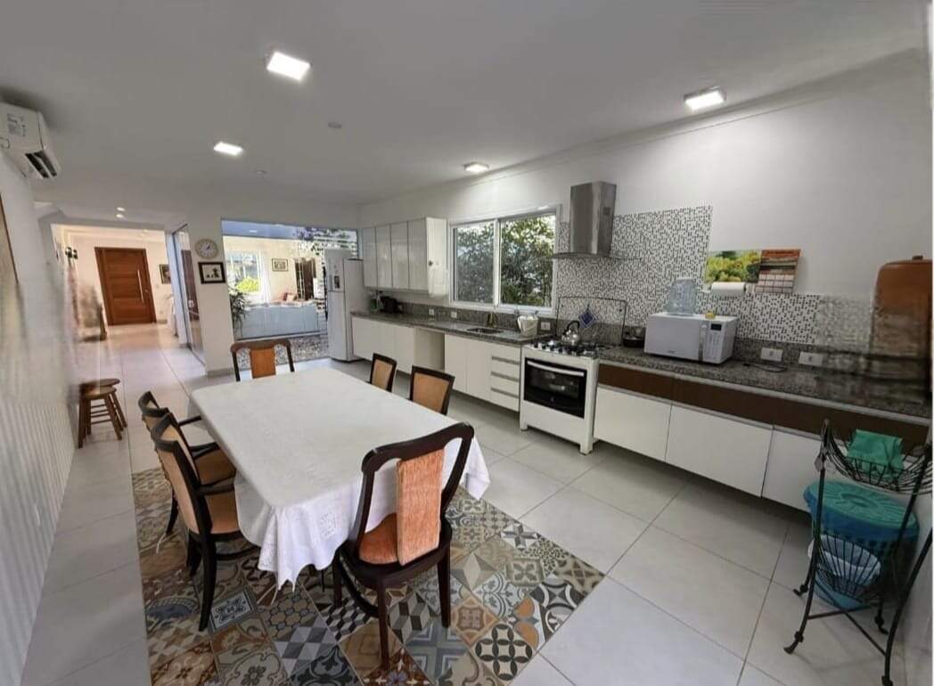 Casa em Condomínio à venda no Condomínio Las Palmas: 
