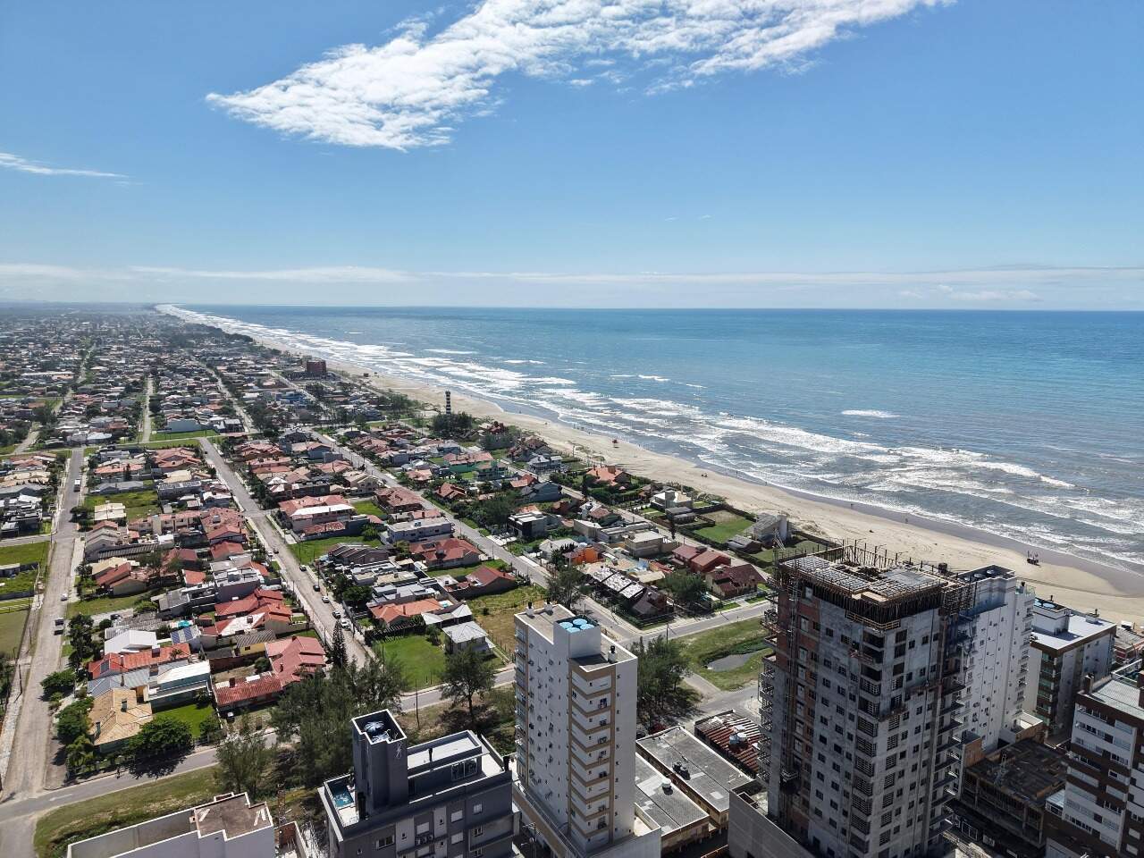 Apartamento à venda no Zona Nova: 
