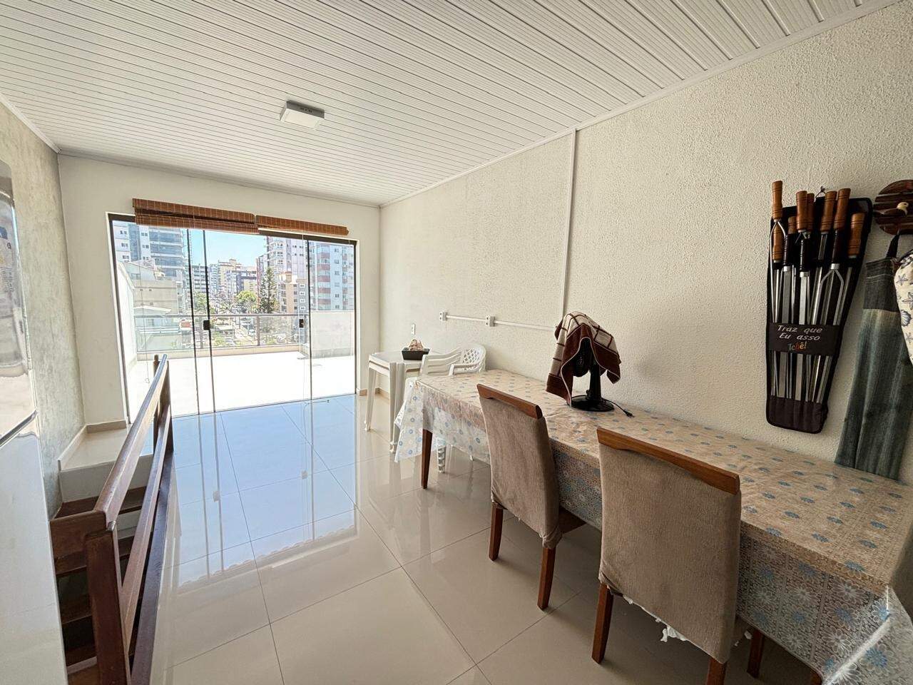 Apartamento à venda no Zona Nova: 