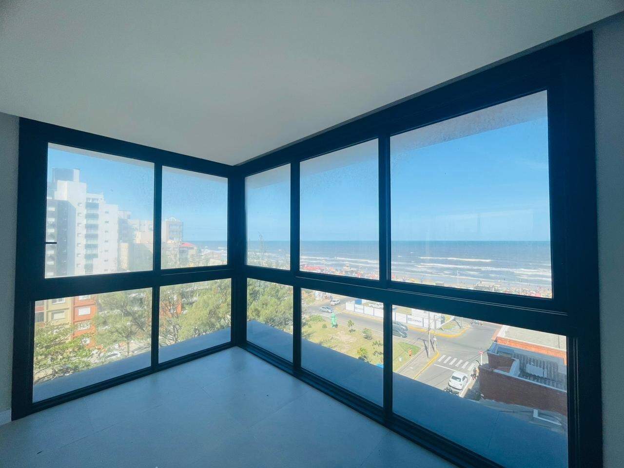 Apartamento à venda no Zona Nova: 