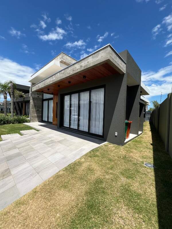 Casa em Condomínio à venda no Condomínio Sunset: 