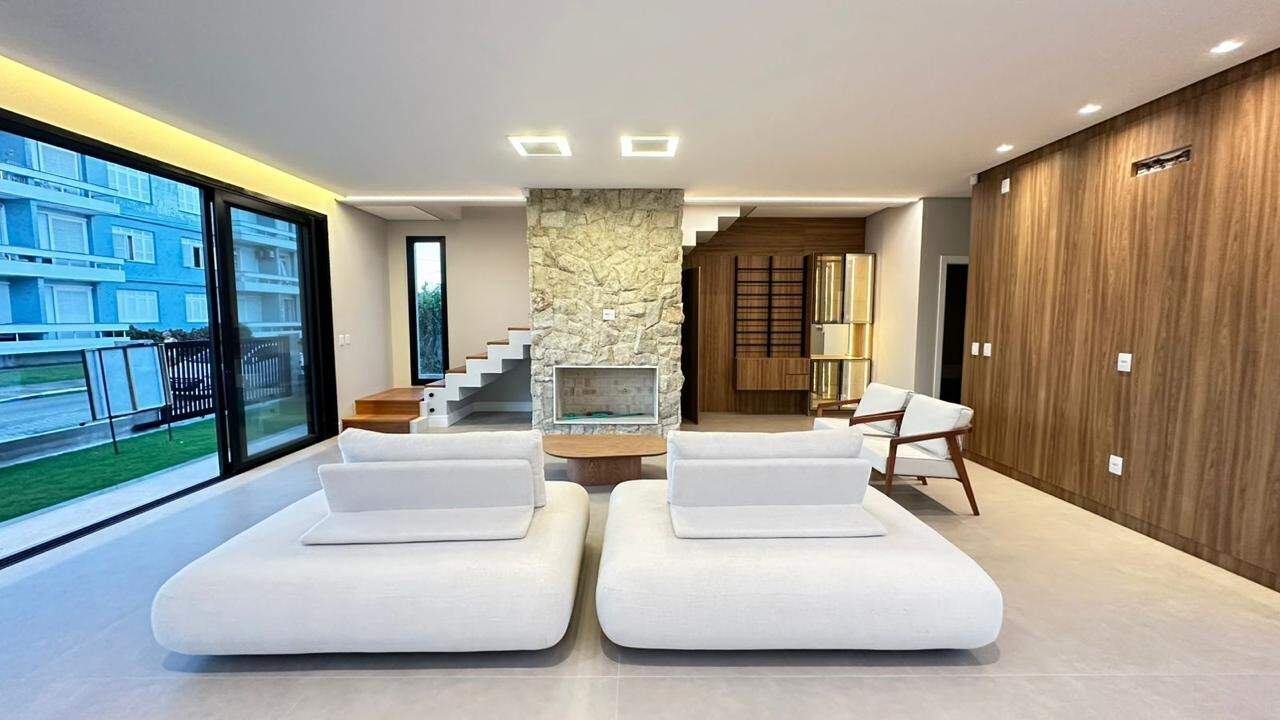 Casa à venda no Atlantida: 