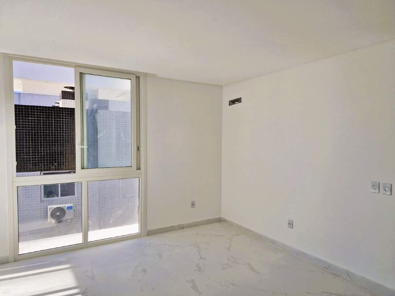 Apartamento à venda no Zona Nova: 