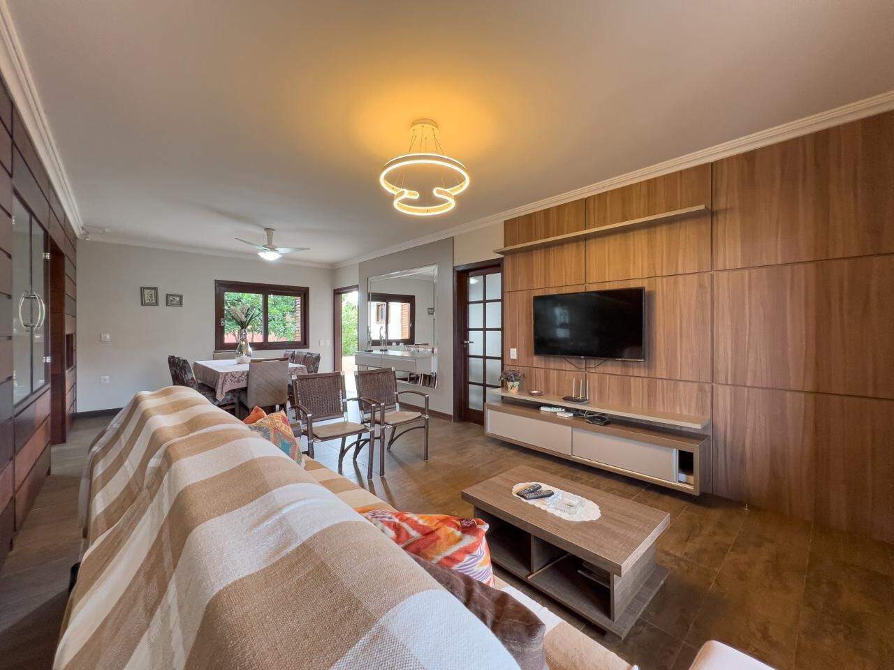 Casa à venda no Jardim Beira Mar: 