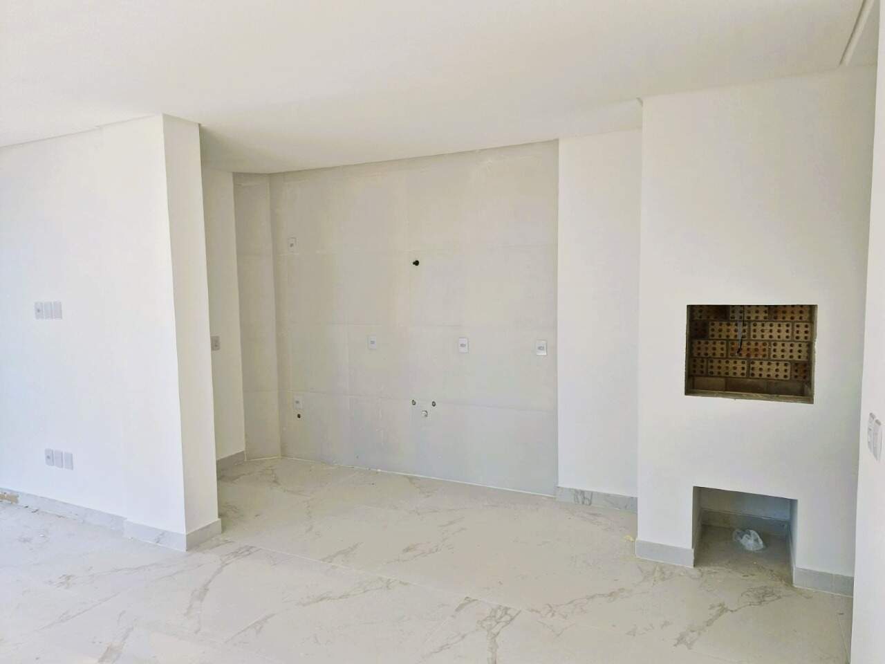 Apartamento à venda no Zona Nova: 