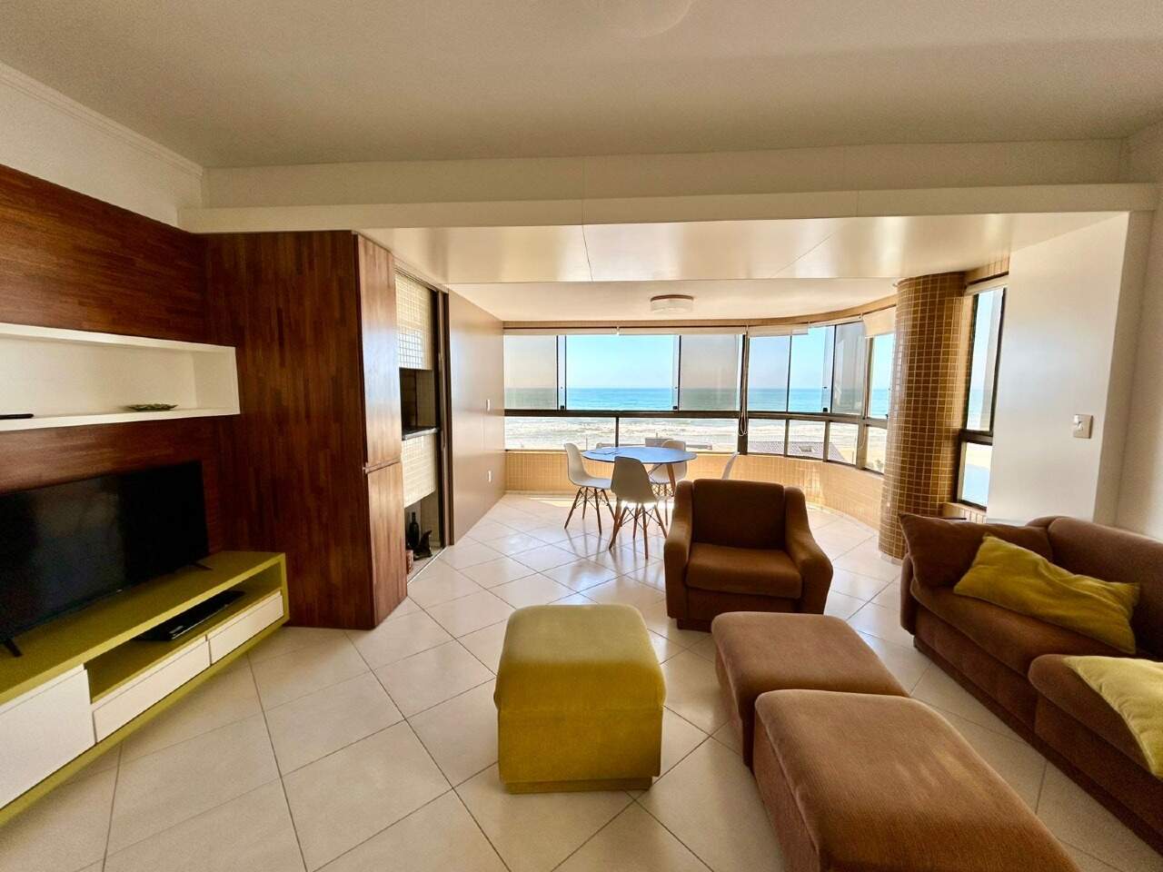 Apartamento à venda no Zona Nova: 