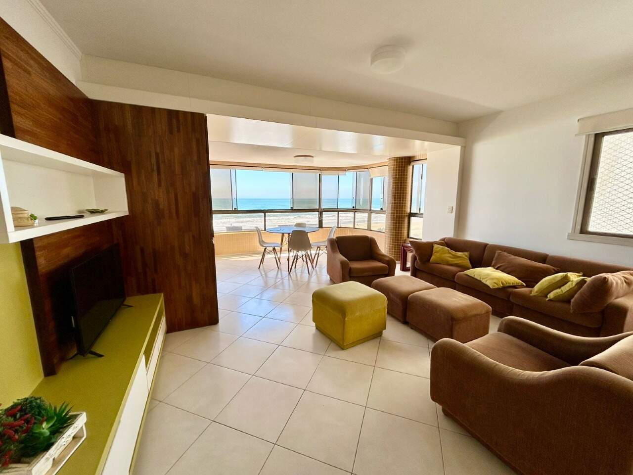 Apartamento à venda no Zona Nova: 