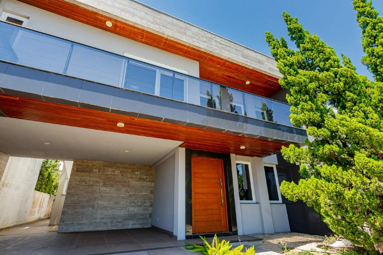 Casa em Condomínio à venda no Zona Nova: 