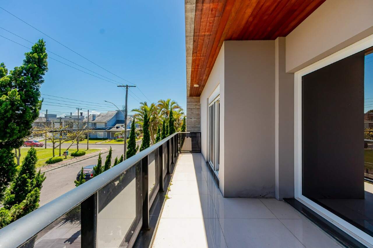 Casa em Condomínio à venda no Zona Nova: 