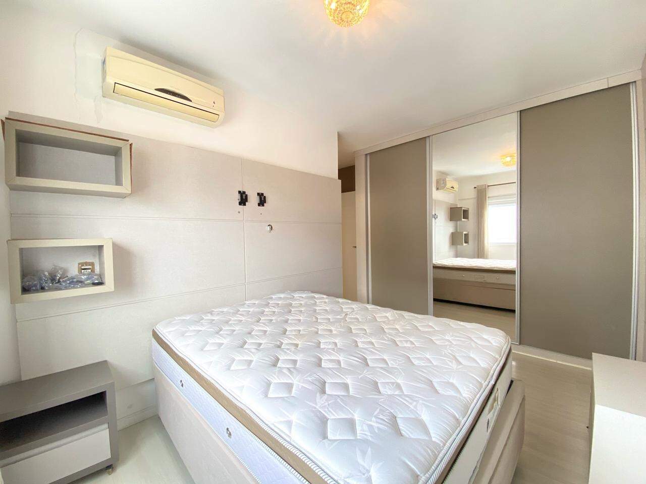 Apartamento à venda no Navegantes: 