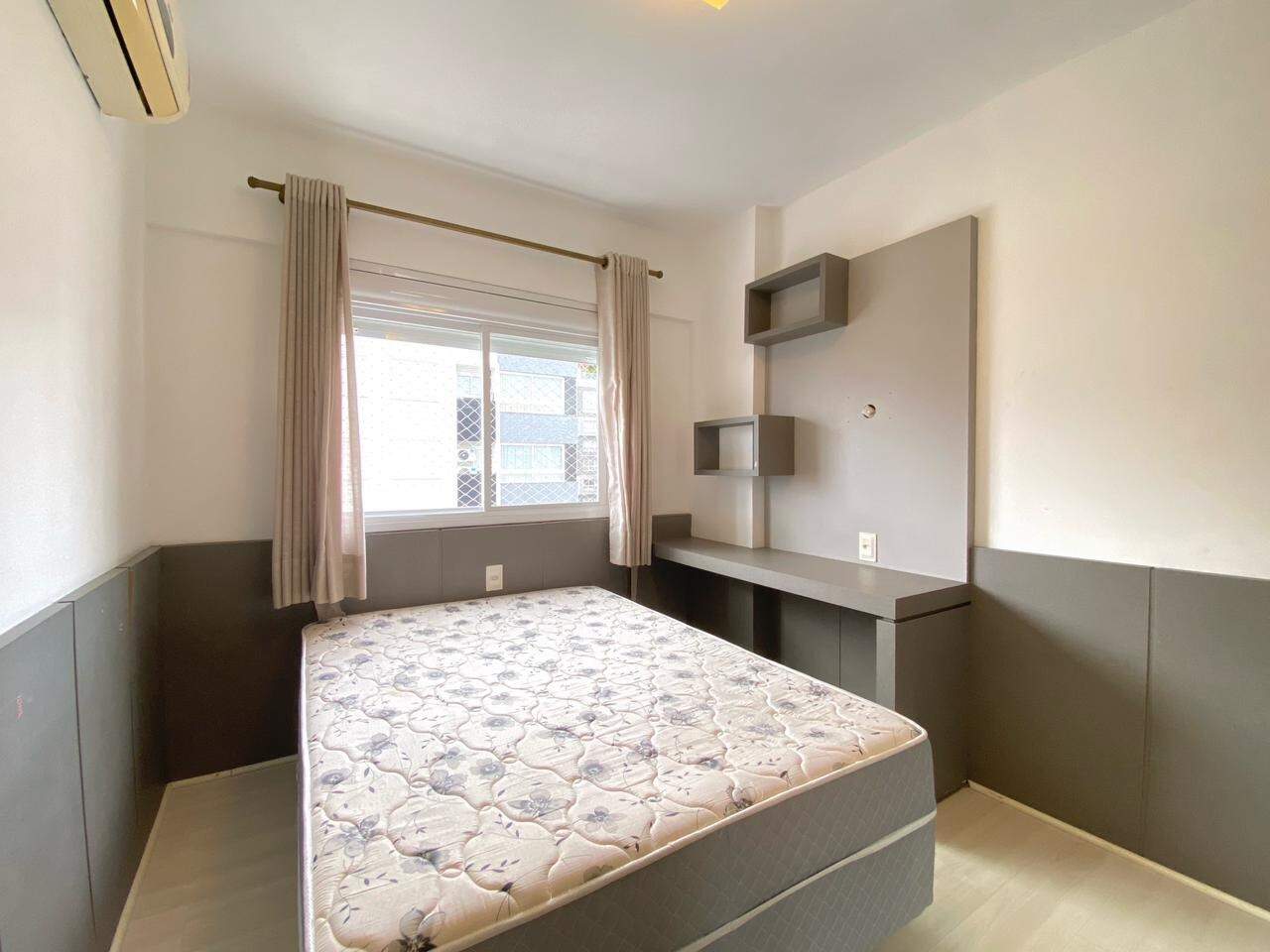 Apartamento à venda no Navegantes: 