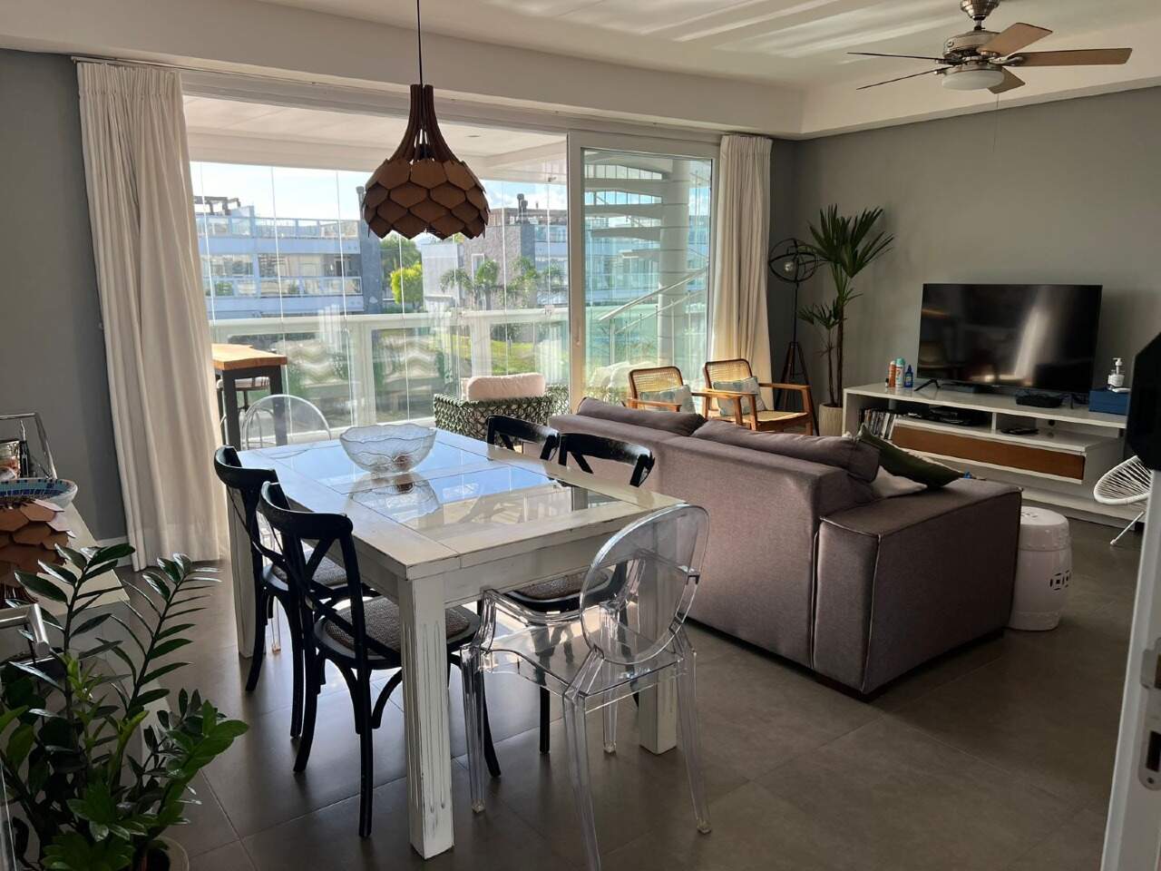 Apartamento à venda no Condomínio Rossi Atlântida: 