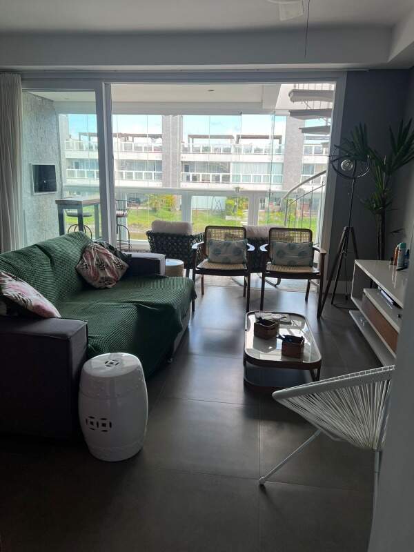 Apartamento à venda no Condomínio Rossi Atlântida: 