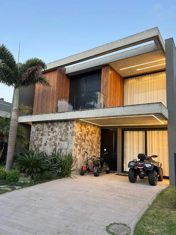 Casa em Condomínio à venda no Condomínio Sunset: 