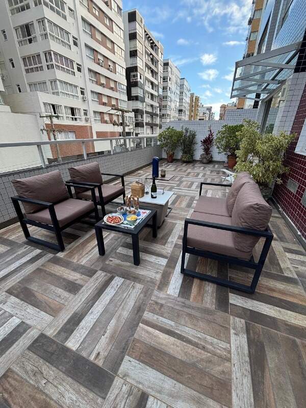 Apartamento à venda no Zona Nova: 